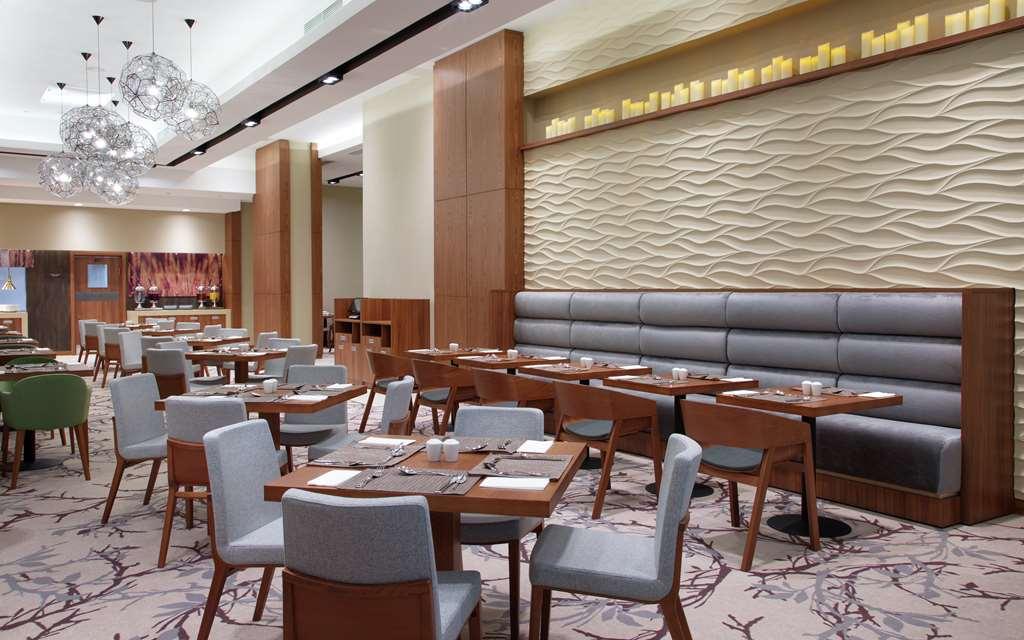 Hilton Garden Inn Moscow Krasnoselskaya Restaurant photo